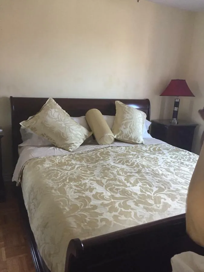 Water View Apt Near Downtown& Airport Apartment Montreal